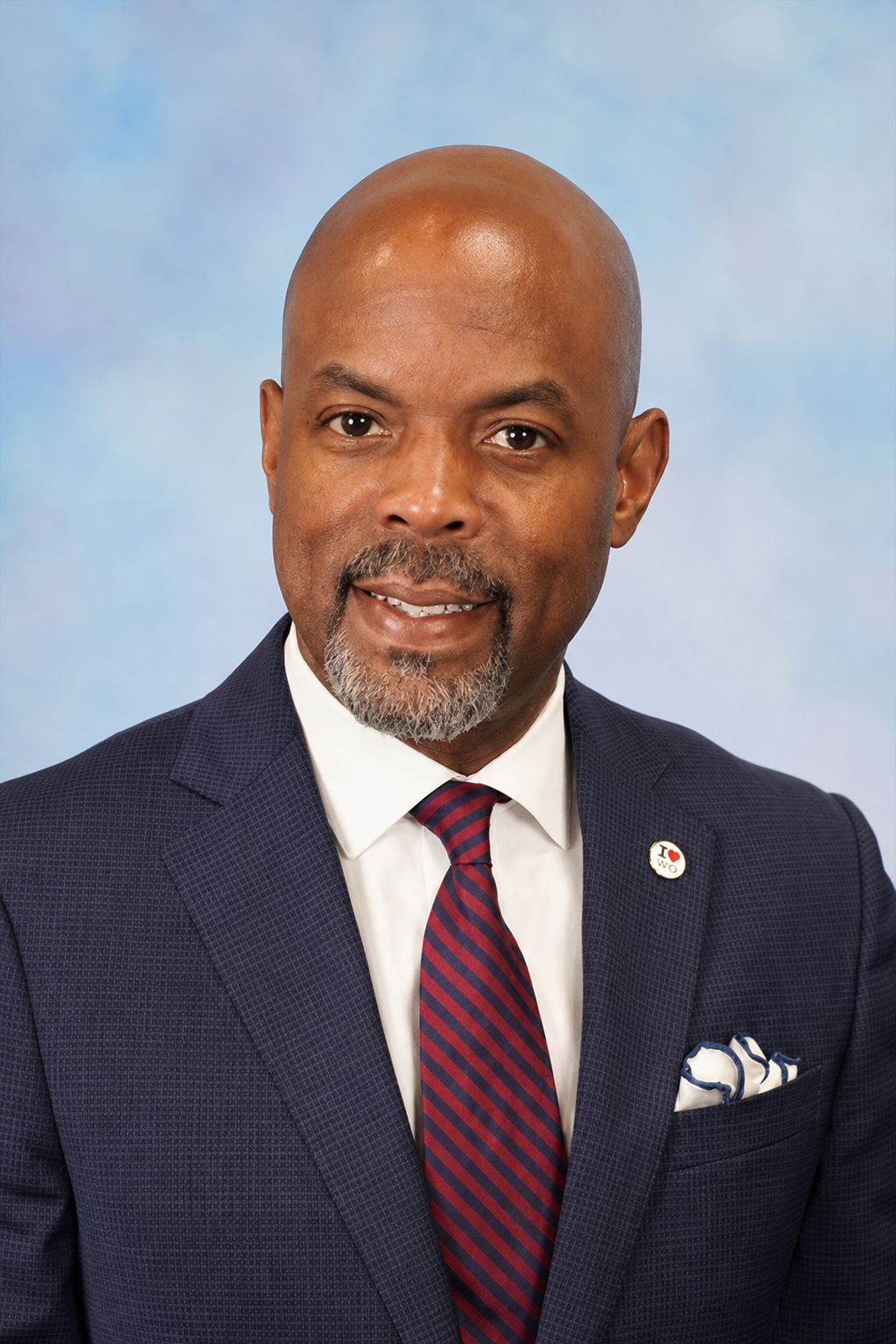 Bakari Burns headshot